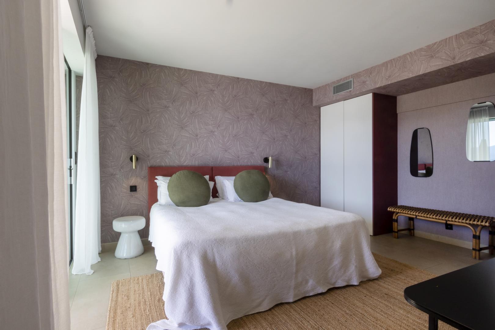 Réserver une chambre d'hôtes de luxe en Corse | Domaine Cipiniello