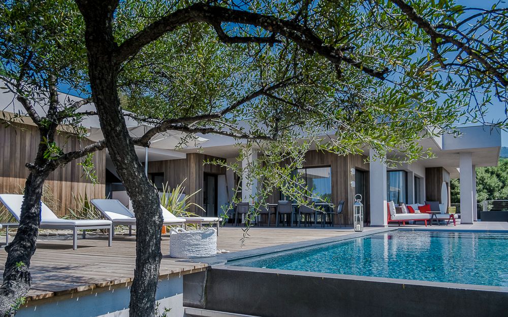 Villa 5 étoiles en Corse-du-Sud | Domaine Cipiniello